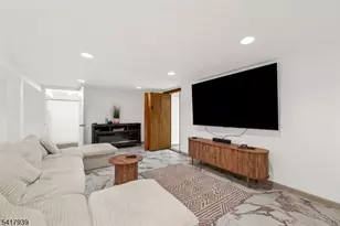 304 River Rd, East Hanover Township, NJ 07936 - Photo 26