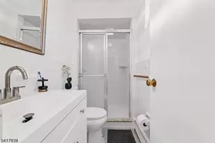 304 River Rd, East Hanover Township, NJ 07936 - Photo 16