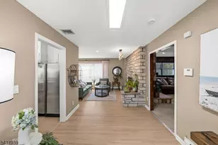 304 River Rd, East Hanover Township, NJ 07936 - Photo 12