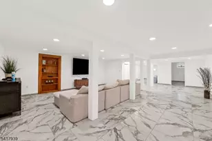 304 River Rd, East Hanover Township, NJ 07936 - Photo 24