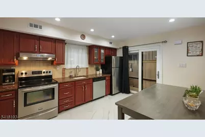 118 Bluebird Dr #4A, Hillsborough Township, NJ 08844 - Photo 8