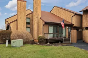 118 Bluebird Dr, Hillsborough Township, NJ 08844 - Photo 2