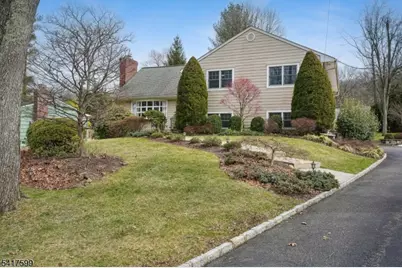 63 Gallinson Dr, New Providence, NJ 07974 - Photo 2