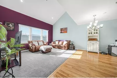 45 Royal Ave #46, Hawthorne, NJ 07506 - Photo 2