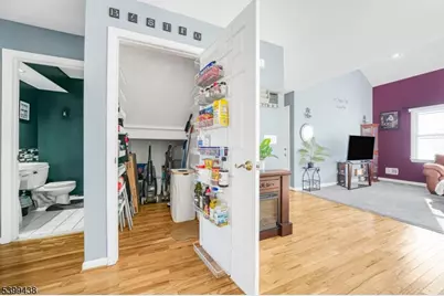 45 Royal Ave #46, Hawthorne, NJ 07506 - Photo 8