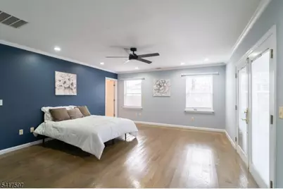 8 Dahlia Rd, Franklin Township, NJ 08873 - Photo 18