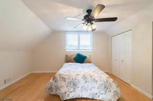 8 Dahlia Rd, Franklin Township, NJ 08873 - Photo 26