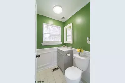 8 Dahlia Rd, Franklin Township, NJ 08873 - Photo 14