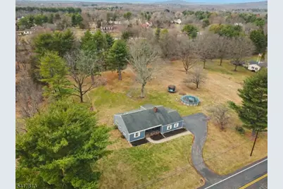 21 Readington Rd, Readington, NJ 08889 - Photo 2