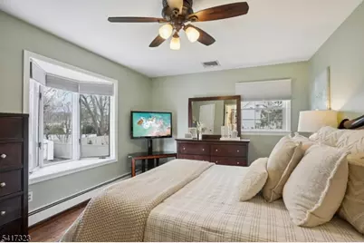 116 Carol Pl, Wayne, NJ 07470 - Photo 18