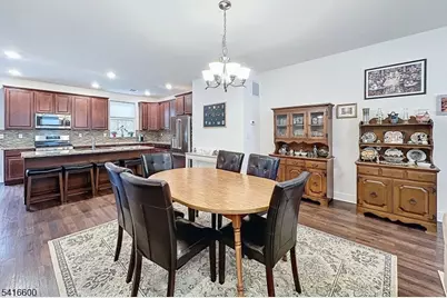 308 Parkview Ln, Rockaway Township, NJ 07866 - Photo 10