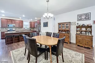 308 Parkview Ln, Rockaway Township, NJ 07866 - Photo 10