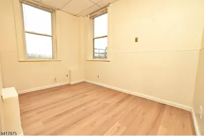 280 Washington Ave, Belleville, NJ 07109 - Photo 4