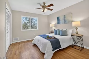 77 Meadow Run Dr, Montgomery Township, NJ 08558 - Photo 14