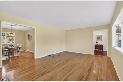 77 Meadow Run Dr, Montgomery Township, NJ 08558 - Photo 6