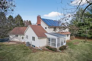 77 Meadow Run Dr, Montgomery Township, NJ 08558 - Photo 28