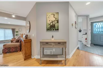 7 Meadow View Lane Ondo, Berkeley Heights Township, NJ 07922 - Photo 12