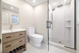 355 Rea Ave, Hawthorne, NJ 07506 - Photo 24