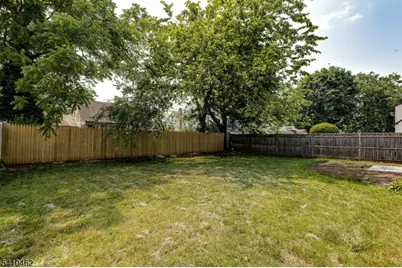 318 Myrtle Ave, Scotch Plains Township, NJ 07076 - Photo 22