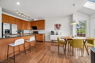 266 Patriot Hill Dr, Bernards Township, NJ 07920 - Photo 18