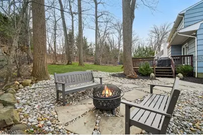 209 E Cedar St, Livingston, NJ 07039 - Photo 26