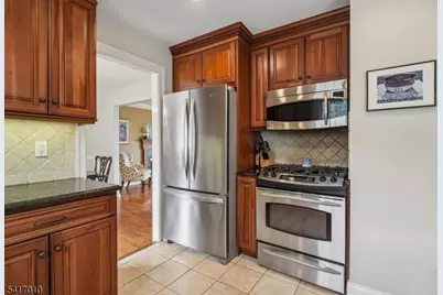 209 E Cedar St, Livingston, NJ 07039 - Photo 10