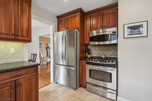 209 E Cedar St, Livingston, NJ 07039 - Photo 10