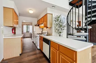 8 Baily Bunion Ct, Vernon, NJ 07462 - Photo 8