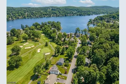 9 Fairway Trl, Sparta Township, NJ 07871 - Photo 24