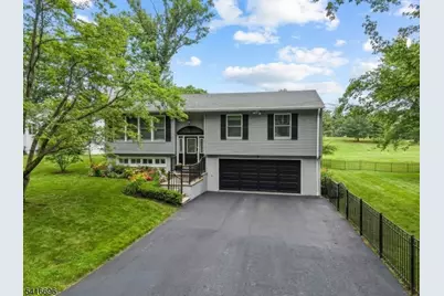 9 Fairway Trl, Sparta Township, NJ 07871 - Photo 1