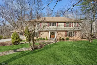 31 Branko Road, Berkeley Heights Township, NJ 07922 - Photo 2