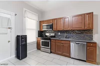 30 2nd St, Elizabeth, NJ 07206 - Photo 10