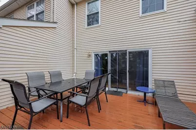 405 Cheshire Ct, Franklin Township, NJ 08873 - Photo 22