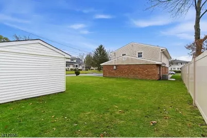 12 Dorchester Ave, Cranford Township, NJ 07016 - Photo 2