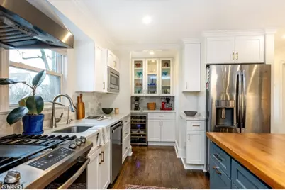 22 Broadview Ave, Maplewood, NJ 07040 - Photo 10