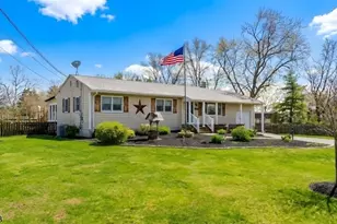 377 Triangle Rd, Hillsborough Township, NJ 08844 - Photo 2