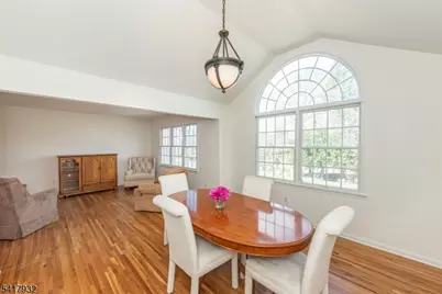 34 Thomas St, Caldwell, NJ 07006 - Photo 4