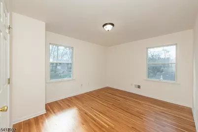 34 Thomas St, Caldwell, NJ 07006 - Photo 14