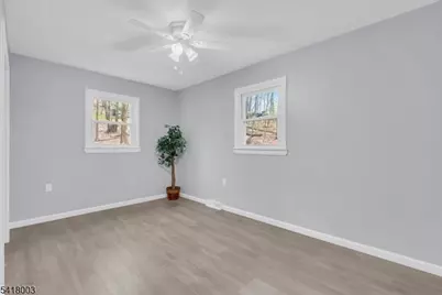 4 Toledo Ct, Hopatcong, NJ 07843 - Photo 16