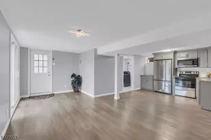 4 Toledo Ct, Hopatcong, NJ 07843 - Photo 22