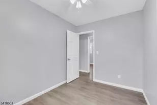 4 Toledo Ct, Hopatcong, NJ 07843 - Photo 18