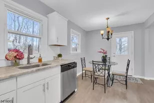 4 Toledo Ct, Hopatcong, NJ 07843 - Photo 10