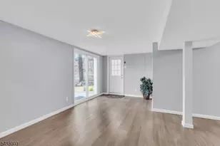 4 Toledo Ct, Hopatcong, NJ 07843 - Photo 28