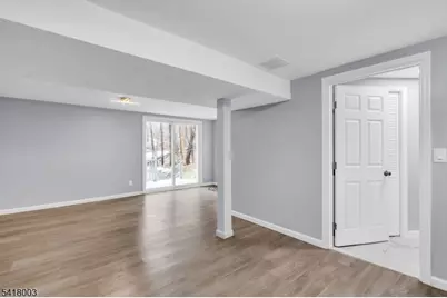 4 Toledo Ct, Hopatcong, NJ 07843 - Photo 34