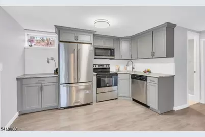 4 Toledo Ct, Hopatcong, NJ 07843 - Photo 24