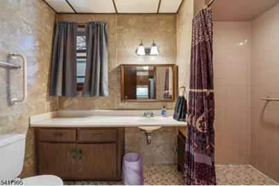 114 Conover Ave, Nutley, NJ 07110 - Photo 10