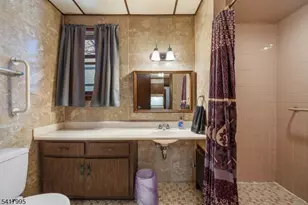 114 Conover Ave, Nutley, NJ 07110 - Photo 10