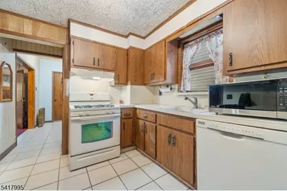 114 Conover Ave, Nutley, NJ 07110 - Photo 8