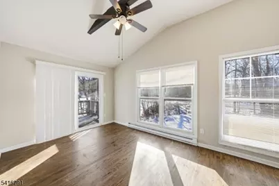 6 Tomahawk Trl, Jefferson Township, NJ 07849 - Photo 16