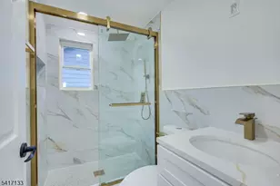 418 E 5th Ave, Roselle, NJ 07203 - Photo 18